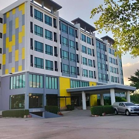S Tara Grand Hotel Surat Thani Luaran gambar