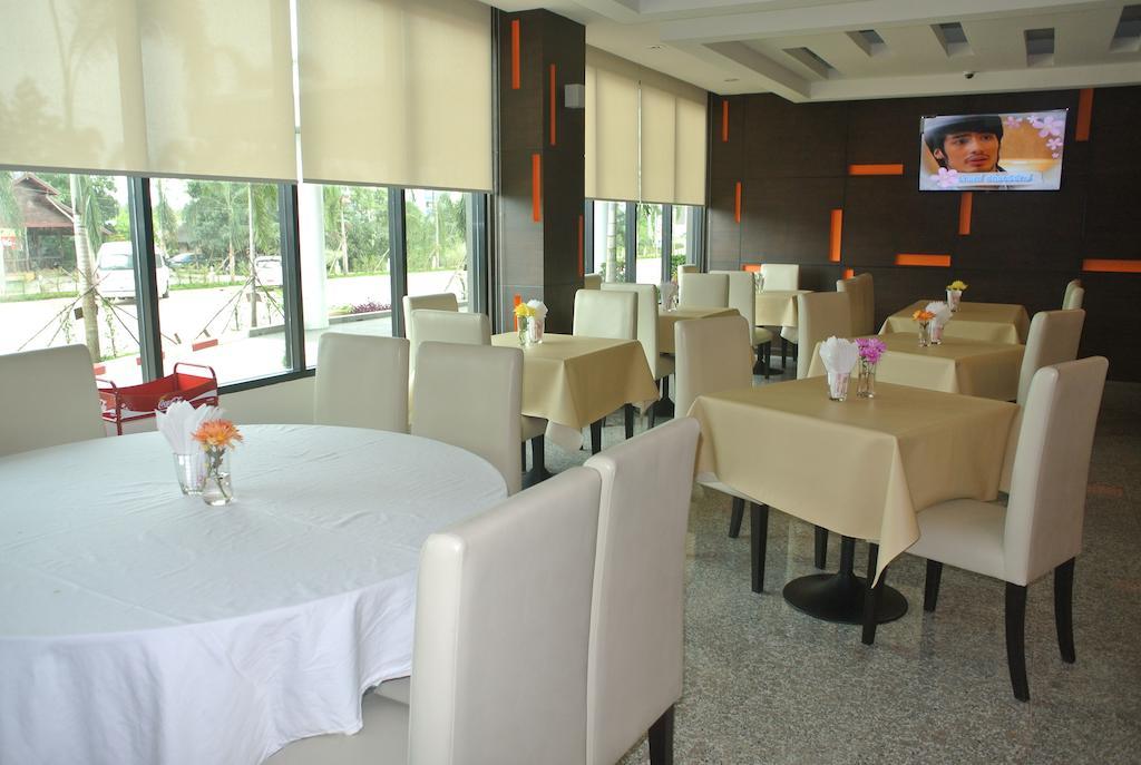 S Tara Grand Hotel Surat Thani Luaran gambar