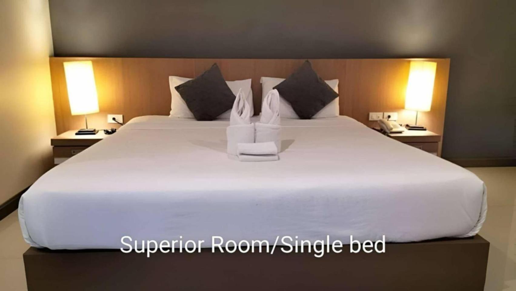 S Tara Grand Hotel Surat Thani Luaran gambar