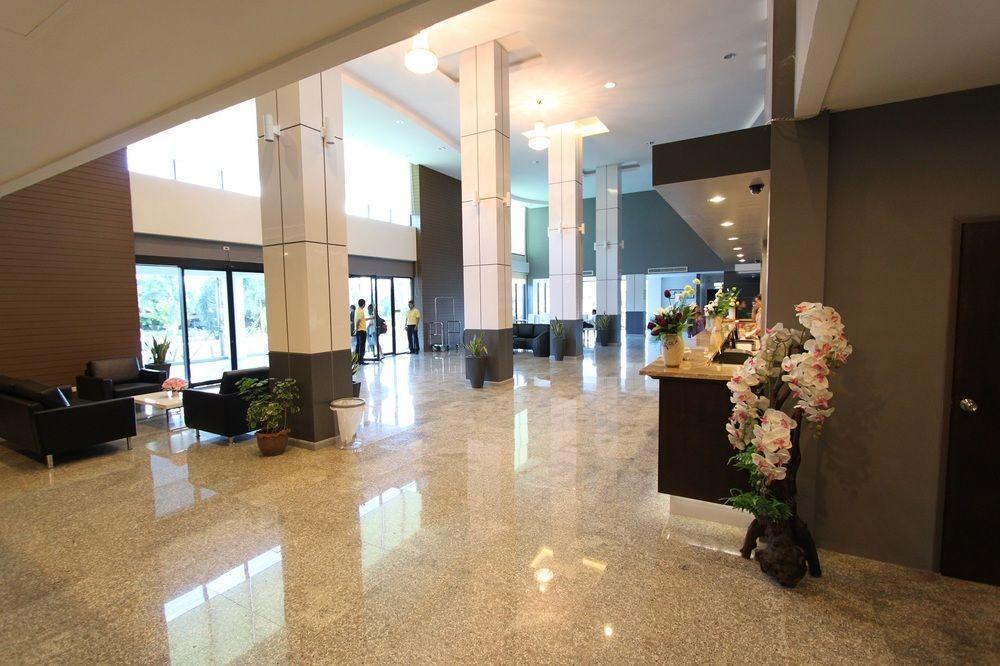 S Tara Grand Hotel Surat Thani Luaran gambar