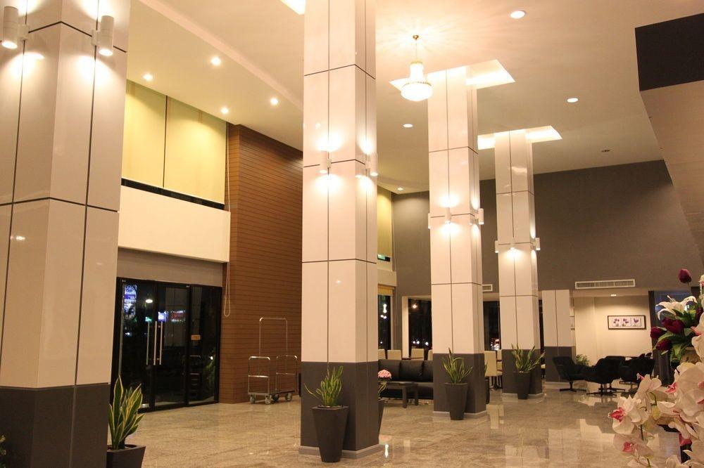 S Tara Grand Hotel Surat Thani Luaran gambar