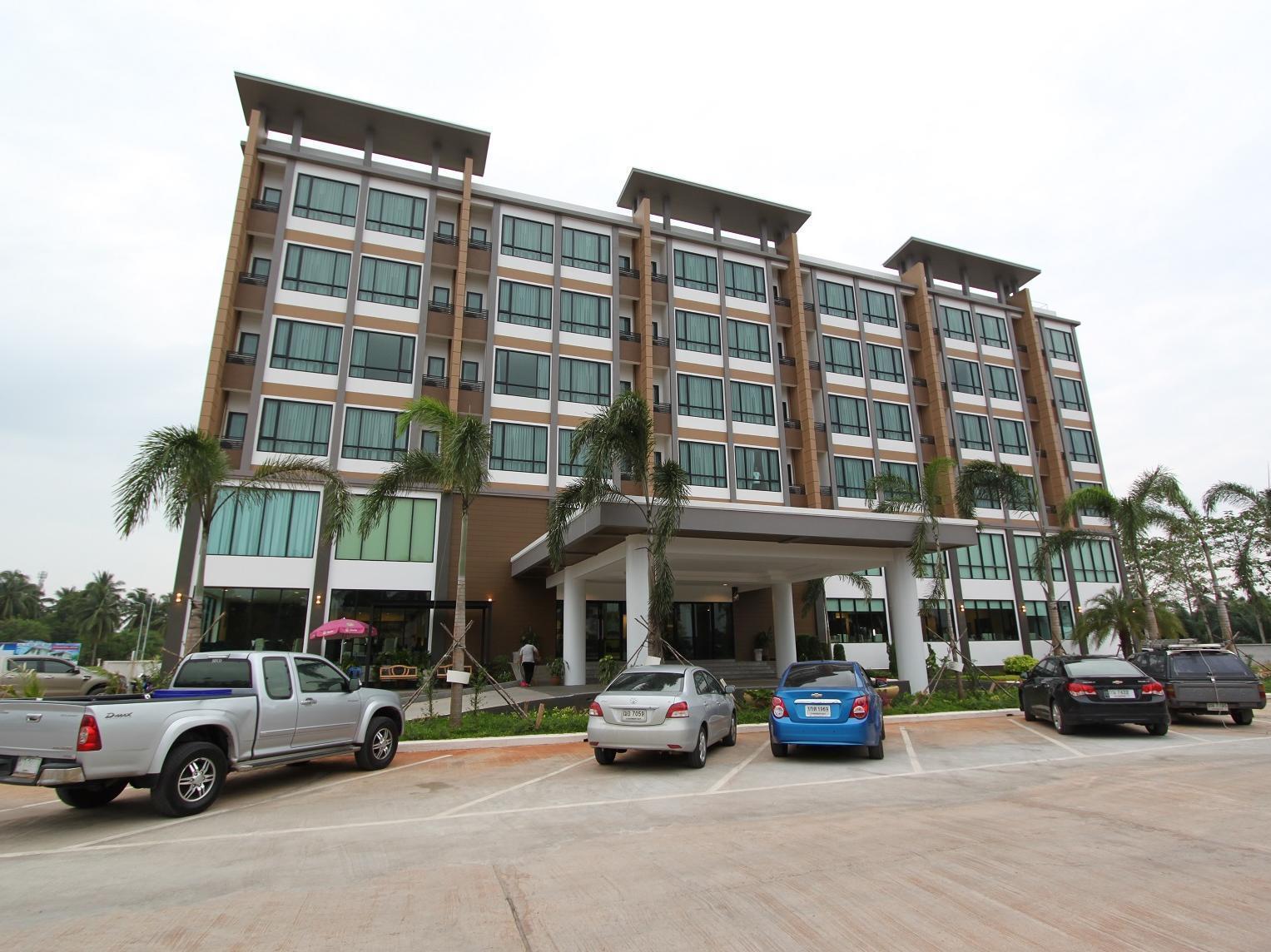 S Tara Grand Hotel Surat Thani Luaran gambar